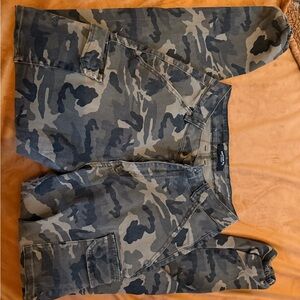 American Bazi Camouflage Joggers